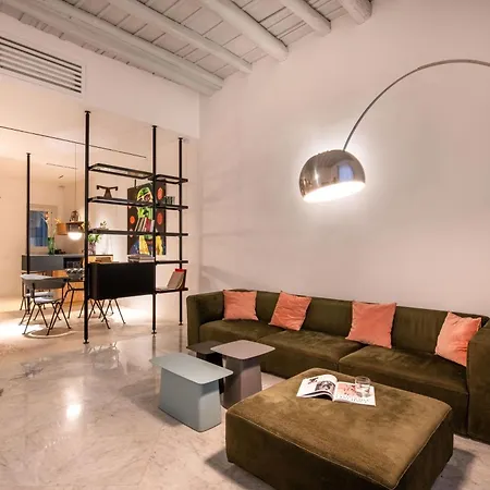 Sartoria Cavour - Modern Sicilian Elegance In A Former Tailor Shop Apartment